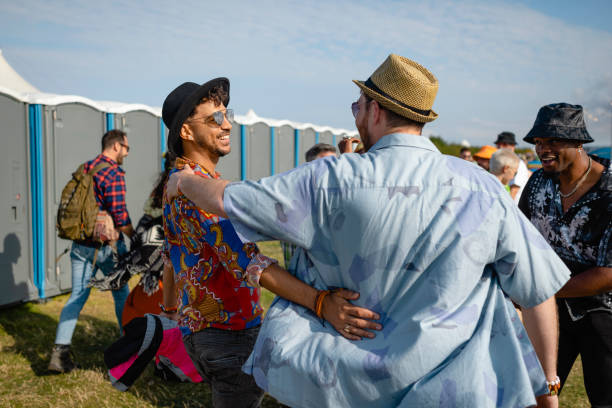 Best Porta potty rental near me  in Belpre, OH